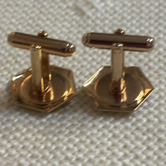 Gold and Black Enamel Cufflinks - Picture 2 of 3
